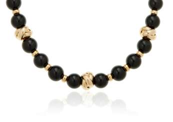 ONYX AND GOLD NECKLACE