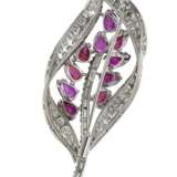 Trio. TRIO RUBY AND DIAMOND BROOCH WITH GIA REPORT - Foto 2