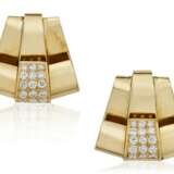 DIAMOND AND GOLD EARRINGS - Foto 1