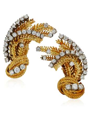 DIAMOND AND GOLD EARRINGS - Foto 1