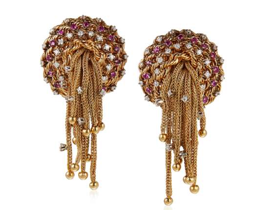 DIAMOND, RUBY AND GOLD EARRINGS - Foto 1