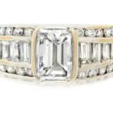 DIAMOND AND WHITE GOLD RING - фото 1