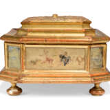 TWO NORTH ITALIAN TABLE CASKETS - photo 7