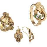 SET OF ANTIQUE GOLD JEWELRY - фото 2