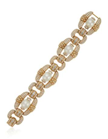 CULTURED PEARL AND DIAMOND BRACELET - фото 2