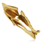 Cummings, Angela. Tiffany & Co.. TIFFANY & CO. ANGELA CUMMINGS GOLD 'FISH' BRACELET - фото 1