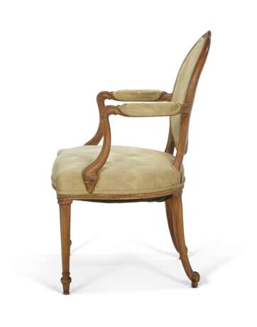 A PAIR OF GEORGE III GILTWOOD OPEN ARMCHAIRS - фото 4