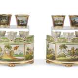 FOUR CHAMBERLAIN'S WORCESTER PORCELAIN COFFEE-CANS AND A PAIR OF ENGLISH PEARLWARE BOUGH-POTS AND COVERS - фото 1