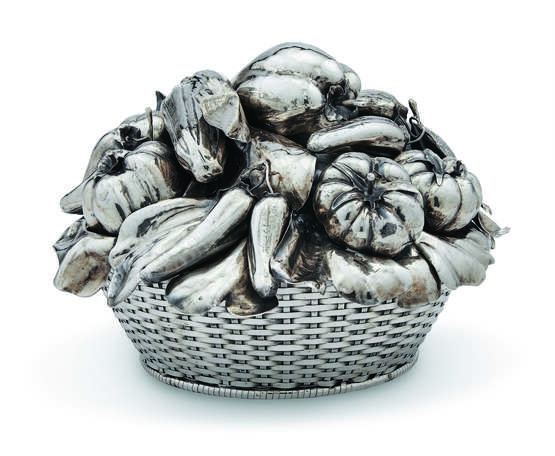 AN ITALIAN SILVER VEGETABLE BASKET AND COVER - Foto 1