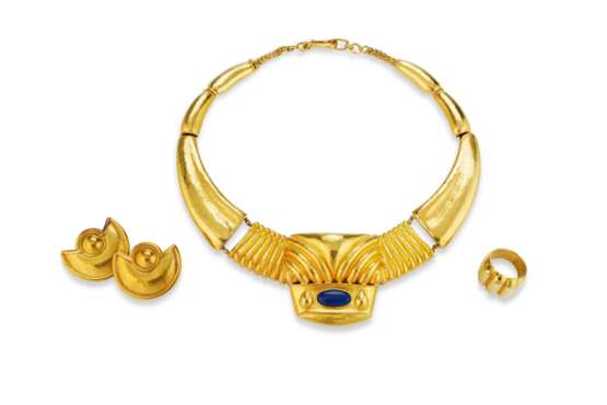 THREE PIECES OF GOLD JEWELRY - Foto 1