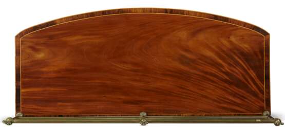 A LATE GEORGE III MAHOGANY, INDIAN ROSEWOOD AND POLYCHROME-PAINTED SIDEBOARD - фото 5