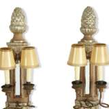 A LARGE PAIR OF ITALIAN GILTWOOD AND PARCEL-GILT LARGE GIRANDOLES - photo 3