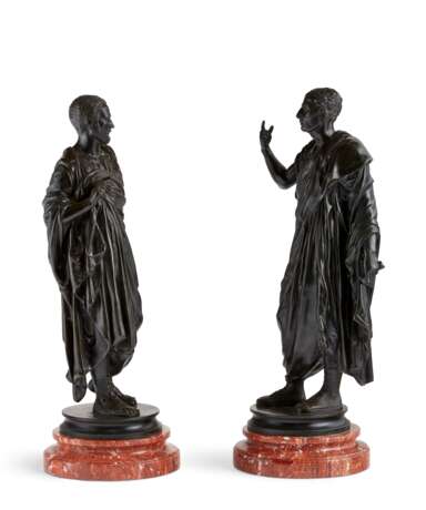 PAIR OF ITALIAN GILTWOOD AND MARBLE COLUMNS AND PAIR OF ITALIAN BRONZE FIGURES OF EMPERORS - фото 4