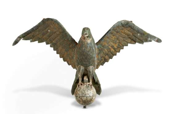 COPPER AND ZINC WEATHERVASE MODELED AS AN EAGLE - Foto 1