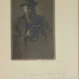 Leopold Graf von Kalckreuth, Selbstbildnis mit Hut beim Lesen - фото 1