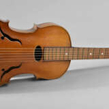 Gitarre in Violinenform - photo 1