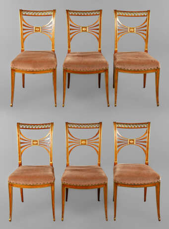 Sechs klassizistische Stühle  - photo 1