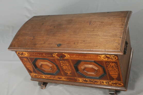 Truhe Biedermeier - photo 6