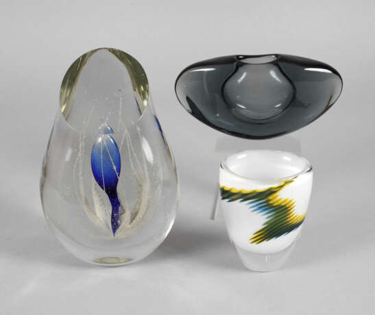 Drei Teile modernes Glas - фото 1