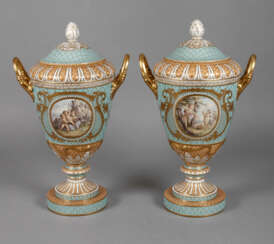 KPM Berlin Pair of ornamental vases 