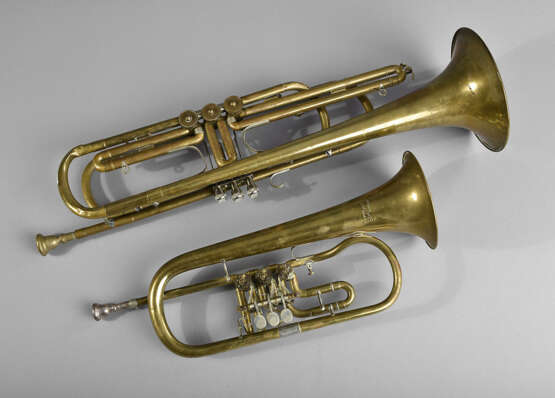 Two Trumpets - photo 1