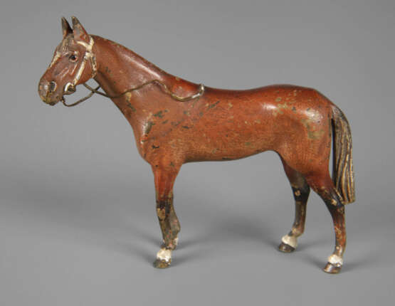 Wiener Bronze stehendes Pferd - фото 1