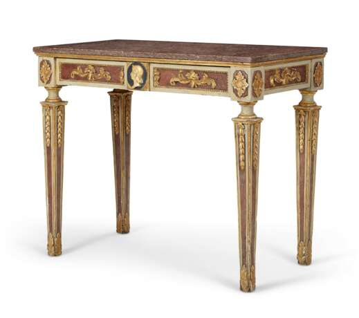 ITALIAN POLYCHROME-PAINTED AND PARCEL-GILT SIDE TABLE - Foto 3