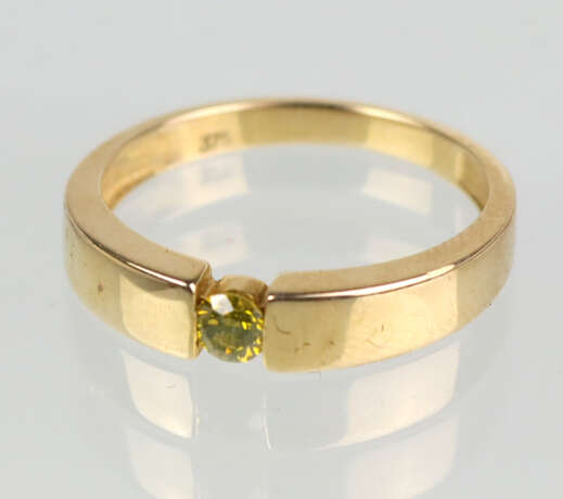Damen Ring mit Sphen - Gelbgold 375 - фото 1