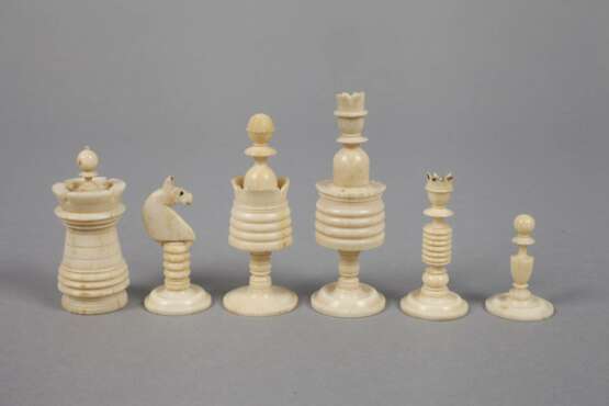 Chess Game Leg - photo 4