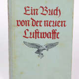 Buch v. der neuen Luftwaffe - photo 1