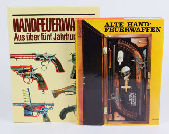 2 Bände Handfeuerwaffen - Foto 1