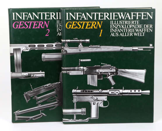 Infanteriewaffen, 2 Teile - photo 1