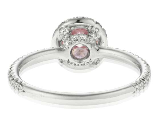FANCY PURPLISH PINK DIAMOND RING OF 0.64 CARAT WITH GIA REPORT - Foto 3