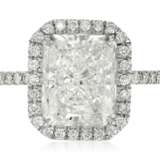 RECTANGULAR DIAMOND RING OF 3.03 CARATS WITH GIA REPORT - фото 1