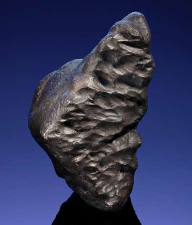 EVOKING THE SCULPTURE OF KEN PRICE — THE EXOTIC METEORITE MORPHOLOGY OF NWA 13203 - фото 2