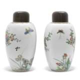 A SMALL MATCHED PAIR OF FAMILLE VERTE 'BIRD, BUTTERFLY AND PRUNUS' OVOID VASES - фото 2