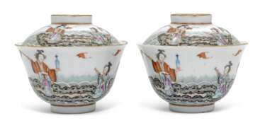 A PAIR OF FAMILLE ROSE 'XIWANGMU' BOWLS AND COVERS