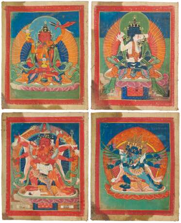A GROUP OF NINETEEN SMALL PAINTED THANGKAS - photo 3