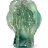 A SMALL EMERALD 'FINGER CITRON' CARVING - photo 3