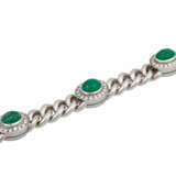 JUWELIER HEIDEN Armband mit 5 ovalen Smaragdcabochons, zusammen ca. 12 ct - photo 4