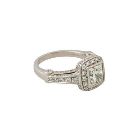 Ring mit Diamant im Prinzessschliff von ca. 1,52 ct (punziert) - photo 1