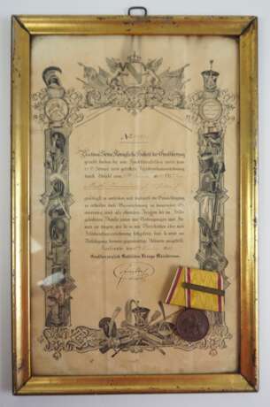 Baden: Felddienstauszeichnung, mit Spange 1870-1871, dazu eine Urkunde. - Foto 1