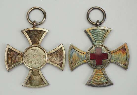 Bayern: Rotes Kreuz, Ehrenzeichen, in Silber (nach 1918) - 2 Exemplare. - Foto 2