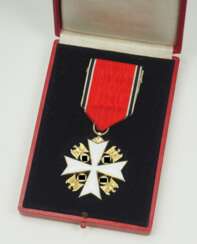 Deutscher Adler Orden, 2. Modell (1939-1945), Verdienstkreuz 3. Stufe, (ab 1943 5. Klasse), im Etui.