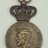 Rumänien: Ferdinand Orden Medaille. - Foto 1