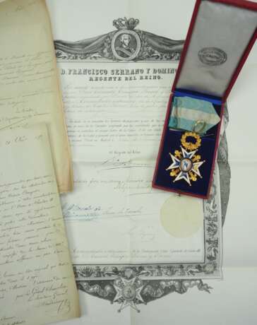 Spanien: Königlicher Orden Karls III., Komturkreuz, im Etui mit Urkunde. - photo 1