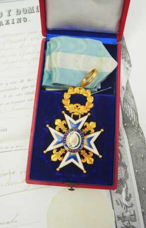 Spanien: Königlicher Orden Karls III., Komturkreuz, im Etui mit Urkunde. - photo 3