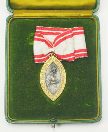 International: Florence-Nightingale-Medaille, im Etui. - Foto 1