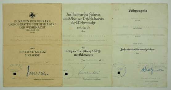 Urkundengruppe eines Feldwebel des Kriegsberichter-Zug/ Pz.-Grenadier-Division "Großdeutschland". - photo 1