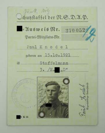 SS-Ausweis eines Staffelmann der 3./ E. SS "D". - Foto 1